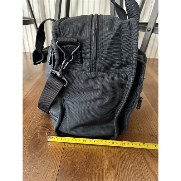 Brand New TUMI Ballistic Nylon/Leather Weekender Duffle Bag - Picture 13 of 14